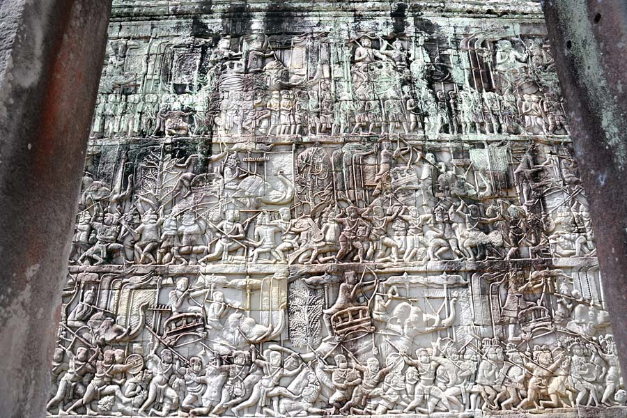 Bayon bas-relief army in battle