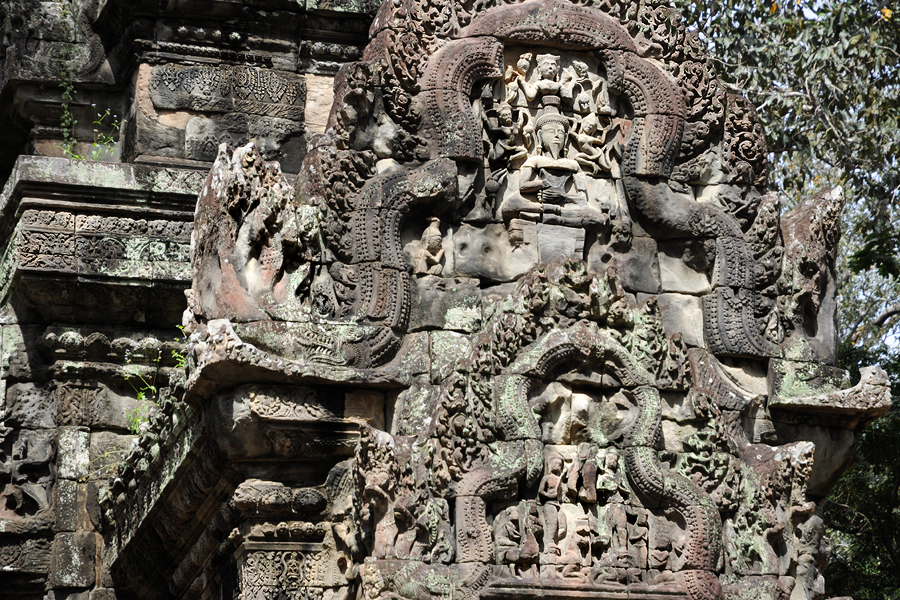 Thommanon East Gopuram reliefs